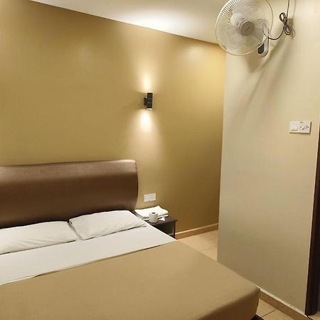 The Pines Hotel Kampung Kuala Terla Екстер'єр фото