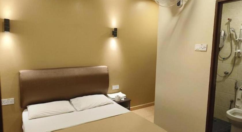 The Pines Hotel Kampung Kuala Terla Екстер'єр фото