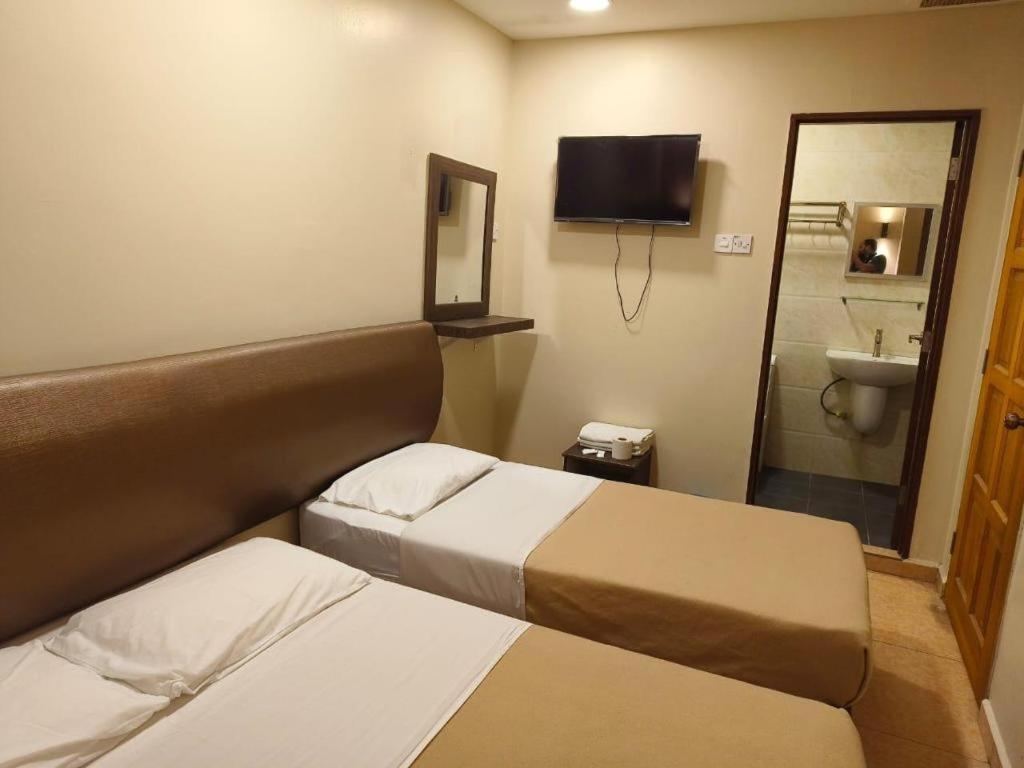 The Pines Hotel Kampung Kuala Terla Екстер'єр фото