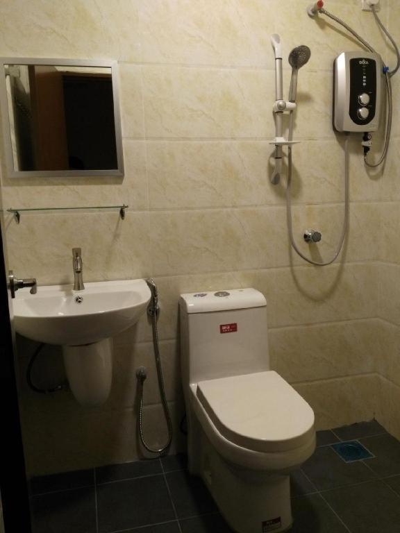 The Pines Hotel Kampung Kuala Terla Екстер'єр фото