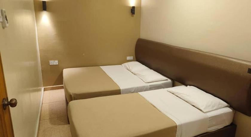 The Pines Hotel Kampung Kuala Terla Екстер'єр фото